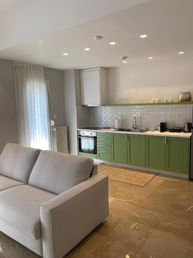 Theta Θ2 Luxury Apartment'S เทสซาโลนิกิ ภายนอก รูปภาพ