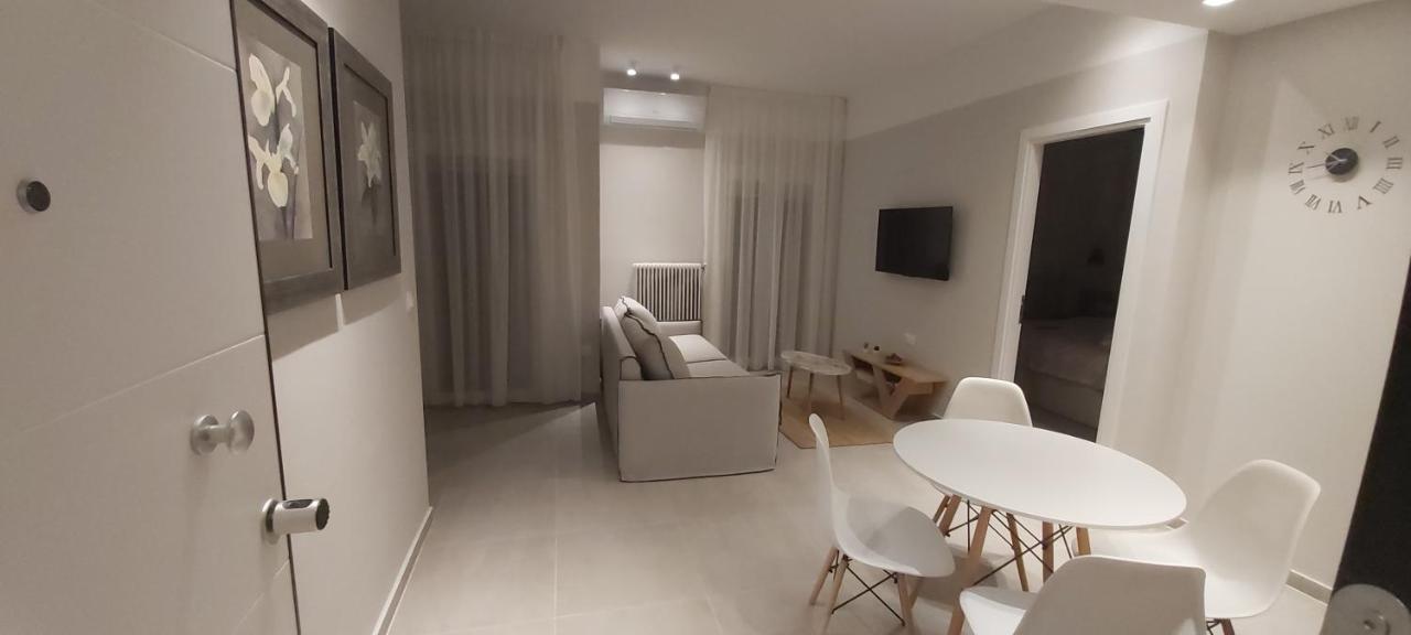 Theta Θ2 Luxury Apartment'S เทสซาโลนิกิ ภายนอก รูปภาพ